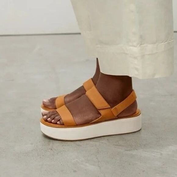 Everlane Shoes - Everlane The Leather Platform Sandal Golden Brown Tan Ankle Strap White Velcro 8
